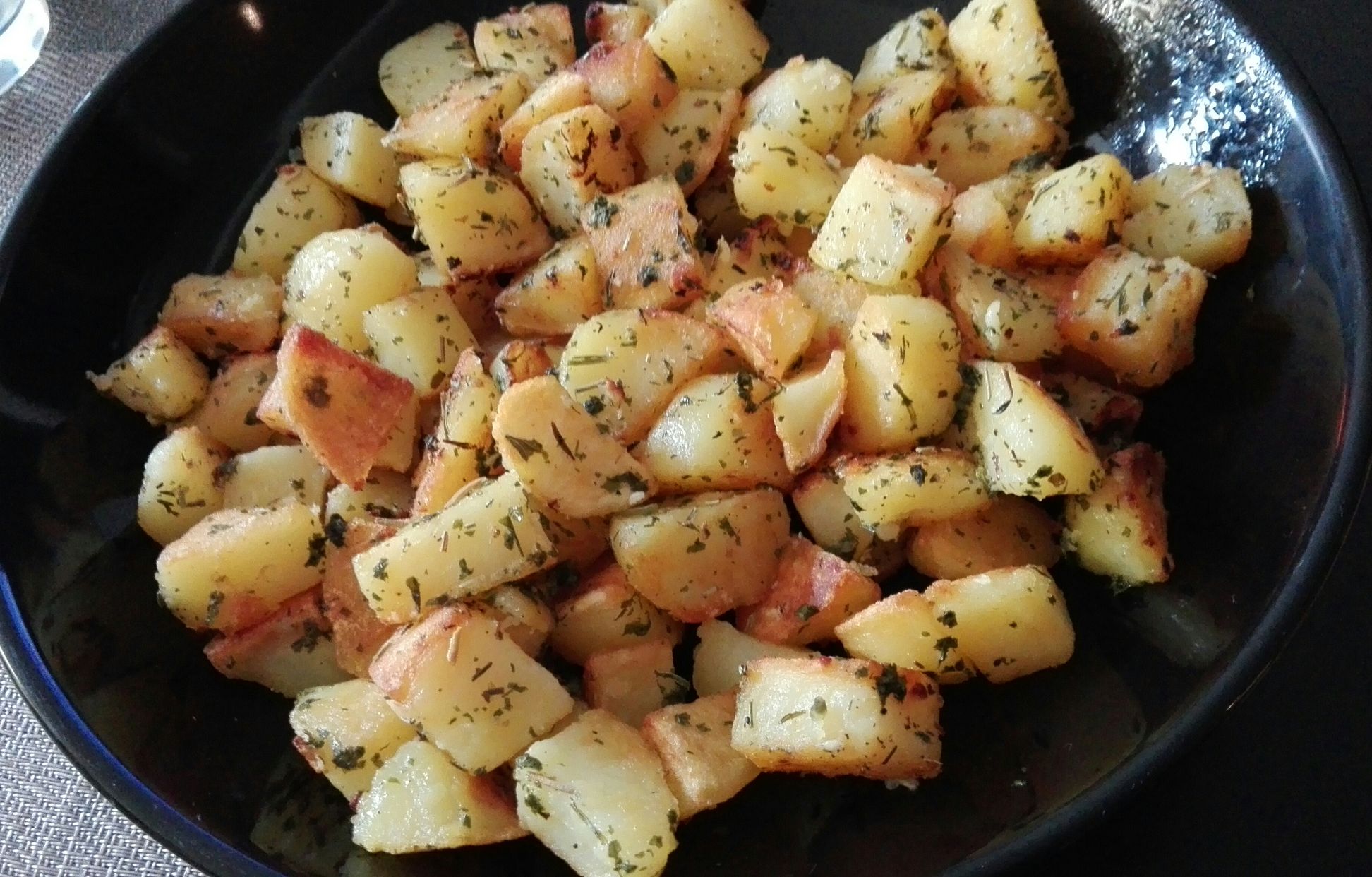 Pommes de terre sautées à l ail et au persil Recette de Pommes de