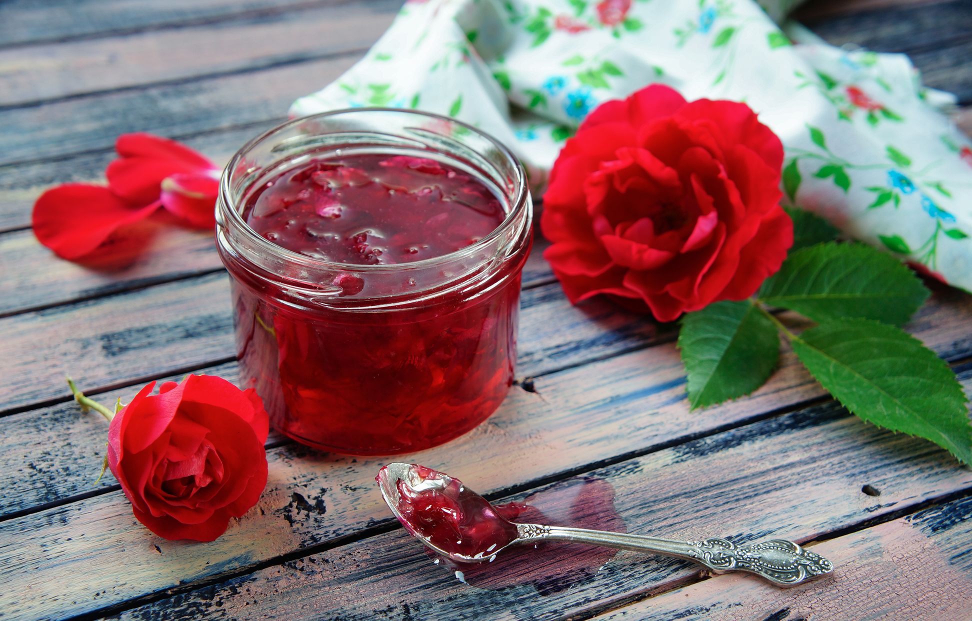 Confiture de pétales de roses anciennes Recette de Confiture de