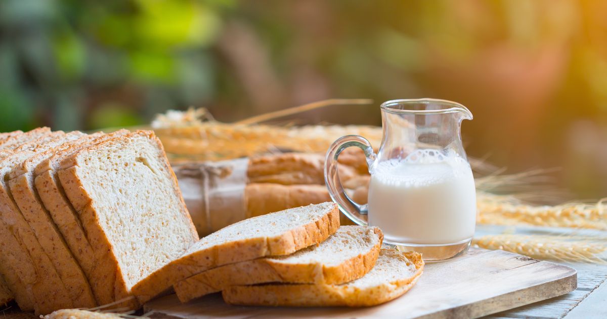 Pourquoi vous devriez éviter de manger du pain de mie et des biscottes