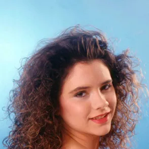 CLONE: Victoria Beckham Style