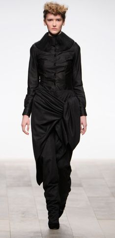 Sfilata Corrie Nielsen - London Fashion Week A/I 2011