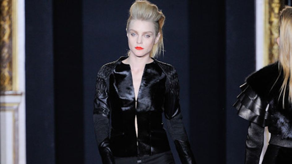 Arzu Kaprol: Fashion Week Paris Prêt-à-Porter HW 201