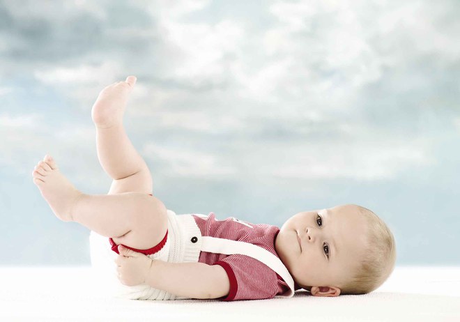 Bebe A 4 Mois Eveil Alimentation Sommeil D Un Bebe De 4 Mois