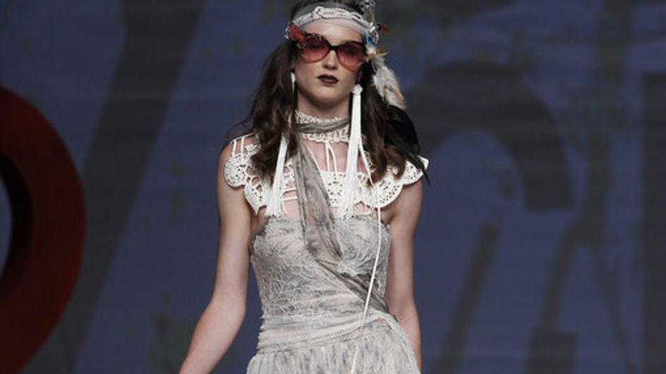 Barcelona Bridal Week 2011: YOLAN CRIS