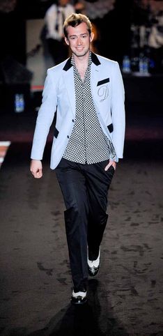 Moschino - Milano Moda Uomo 2012