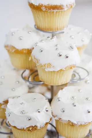 Caissettes Cupcake Papier 50 Pièces Bleu Clair Cupcakes pour Anniversaire  soirée de Mariage Cuisine Baking : : Cuisine et Maison