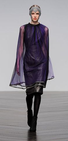 Sfilata Bora Aksu London Fashion Week autunno/ inverno 2013 - 2014