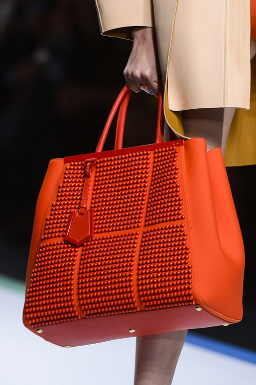 Resort 2013 must-have handbag trends