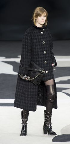 La sfilata Chanel alla Paris Fashion Week
