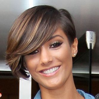 Frankie Sandford's Hairstyles & Hair Colors | Steal Her Style