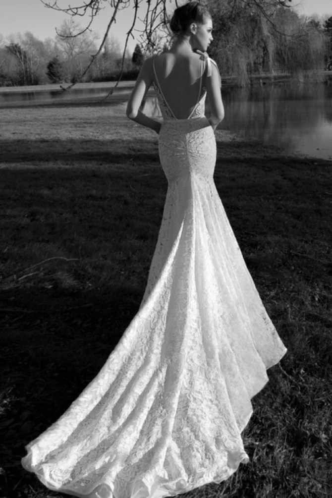 Beautiful backless wedding dresses we love!