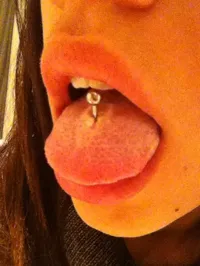 Piercing Langue, Aidez Moi :S ...