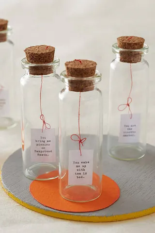 Bottle gift store ideas for boyfriend