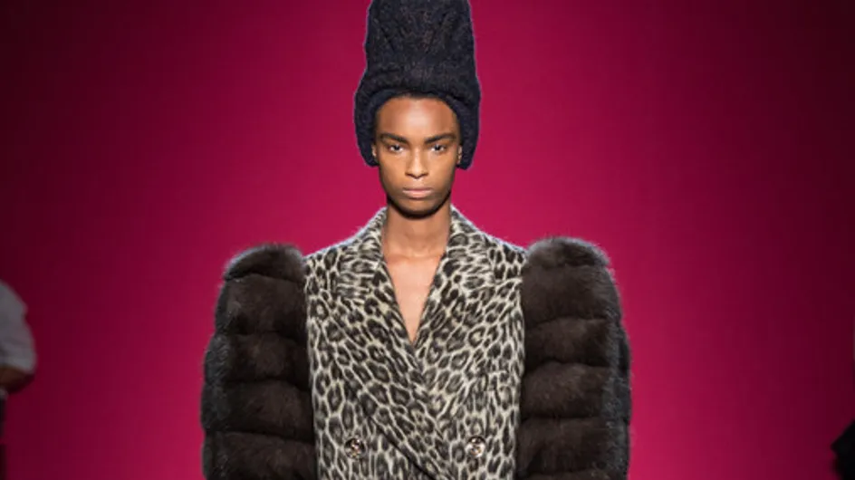 Modeshow Schiaparelli Haute Couture Herfst-Winter 2014/2015 Parijs