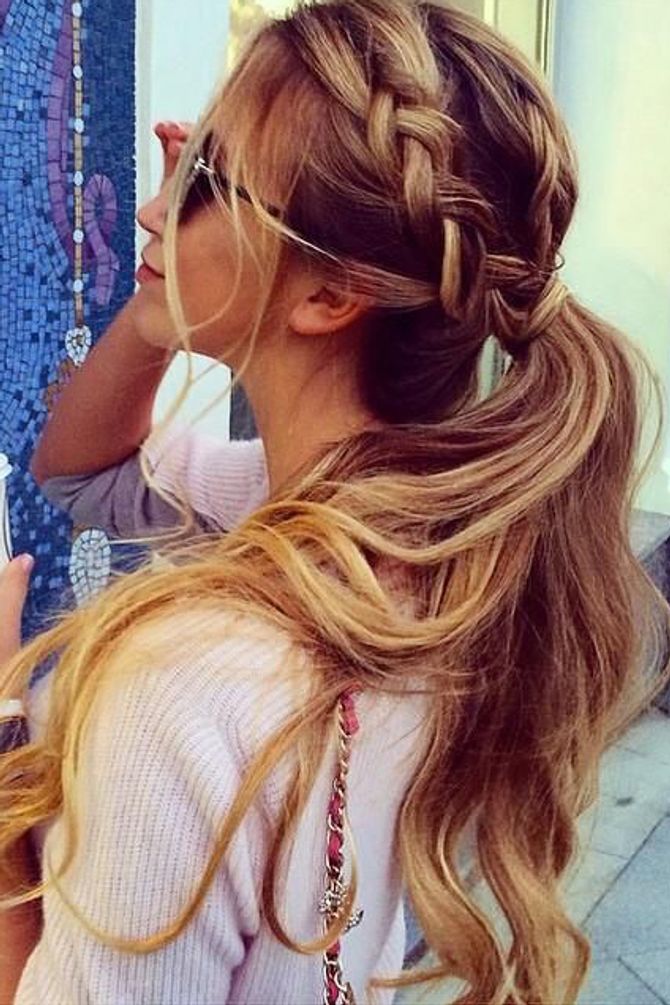 'Bun-dropping' is The Latest Hair Trend Taking Over Your 