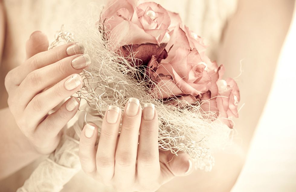 Esmaltes para noivas clássicas: +20 sugestões para usar no dia do casamento
