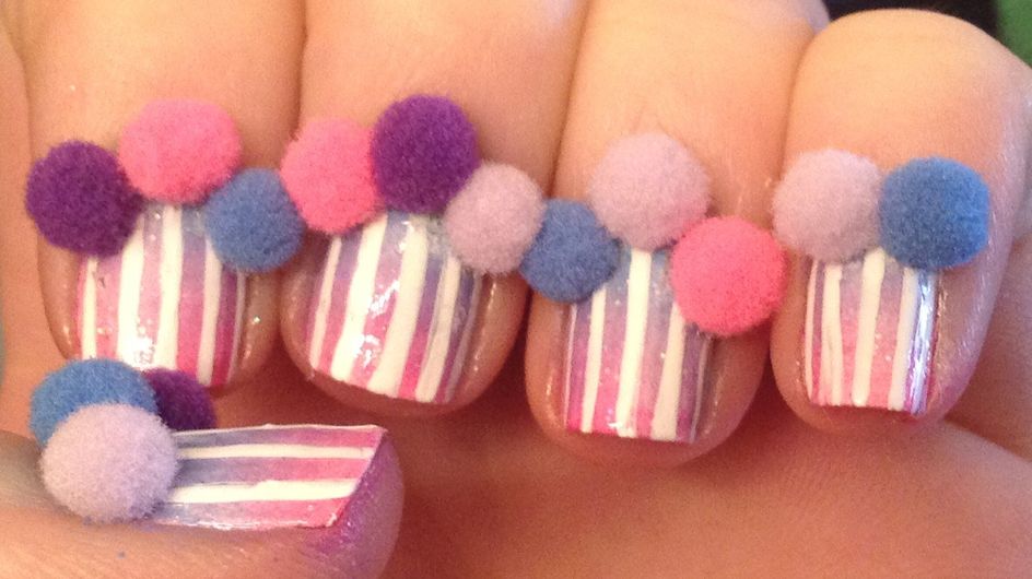 Uñas con pompones, la nueva moda sólo apta para las nailfreaks