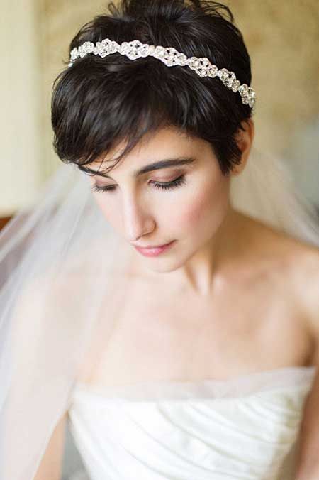 Acconciature Sposa Capelli Corti Tutti Gli Hairstyle Piu Belli Per Il Giorno Del Tuo Matrimonio