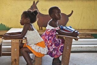 +20 fotos poderosas: meninas de todas as partes do mundo na escola