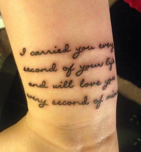 Tatouage De Mamange 60 Tatouages Pour Se Souvenir D 039 Une Fausse Couche Ou D 039 Un Enfant Decede