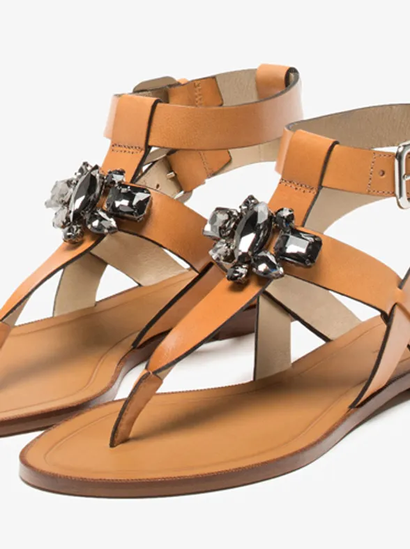 Sandalias joya, un toque de sofisticación en tus pies