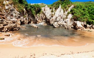 Las 20 piscinas naturales más espectaculares de España