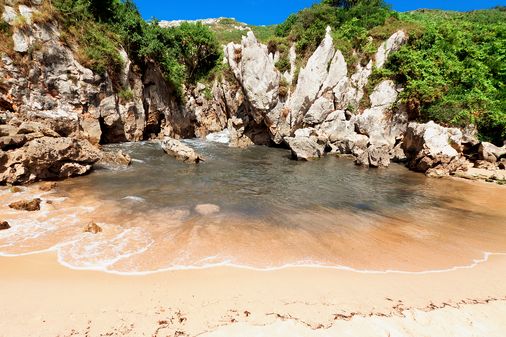 Las 20 piscinas naturales más espectaculares de España