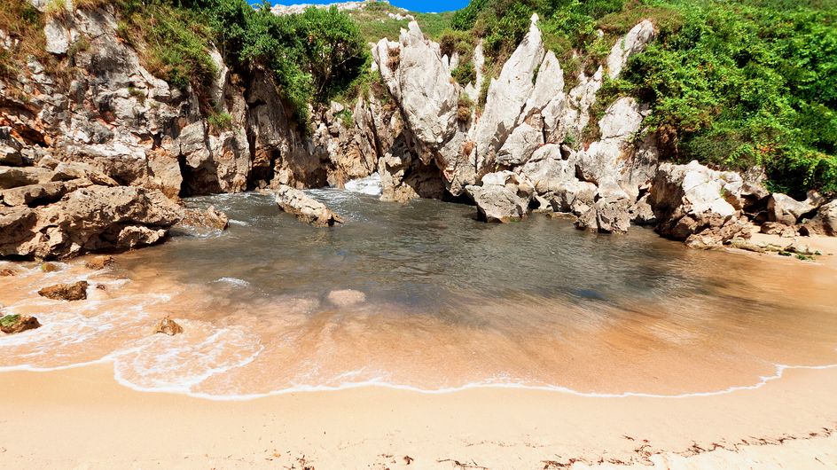 Las 20 piscinas naturales más espectaculares de España