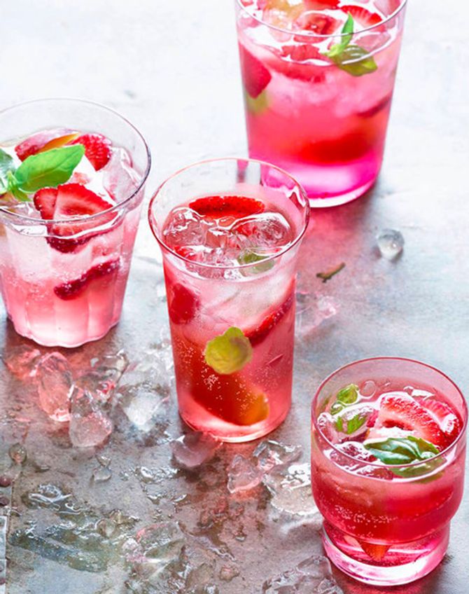 Receitas de drinques cor-de-rosa