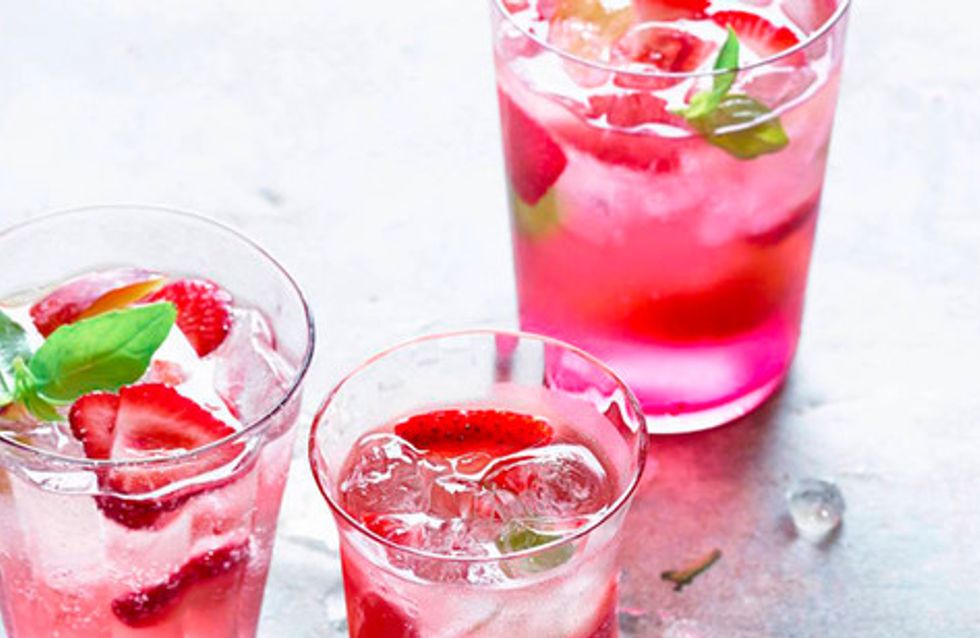 O verão é cor-de-rosa! Brinde com estas 17 receitas de drinques
