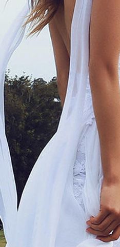 O vestido de noiva de 2,5 milhões de pins