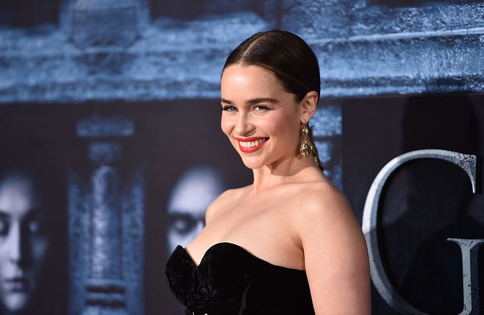 Melhores momentos de Emilia Clarke nos red carpets
