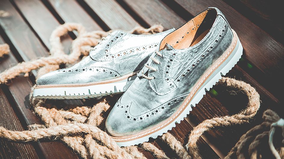 Metal é o novo preto: mais de 60 sapatos metalizados para se apaixonar JÁ!