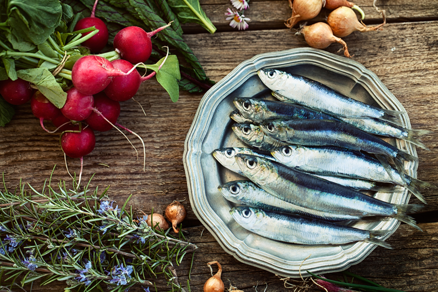 Omega 3: 7 benefici per curare acne, colesterolo, memoria, arti