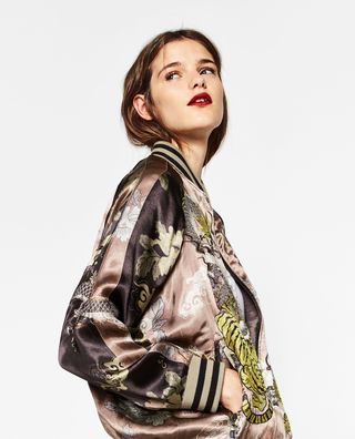 Chaquetas bomber: ¡los 90's están de vuelta!