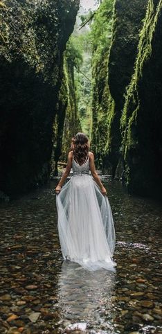 Fotos de casamento na floresta para um final de conto de fadas
