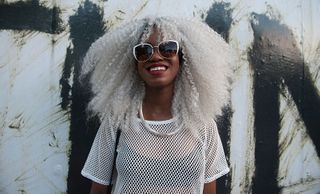 Moda & empoderamento negro em +50 looks do Afropunk