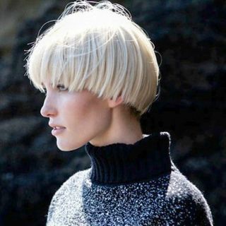 O cabelo tigelinha está de volta!