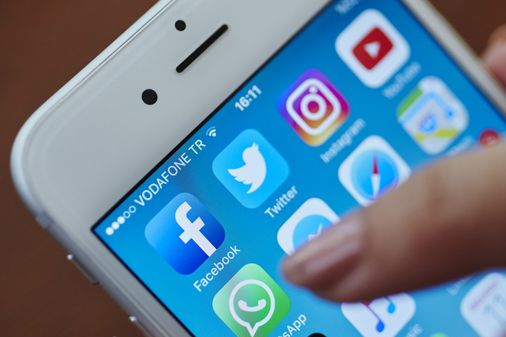 As melhores mensagens de mães para filhos no Whatsapp