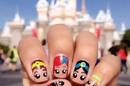 Nail arts inspiradas em filmes da Disney <3