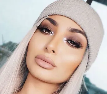 Maquillajes monocromáticos, ¡apuesta por un solo color!