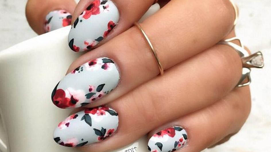 Manicura de flores: 50 diseños que querrás copiar