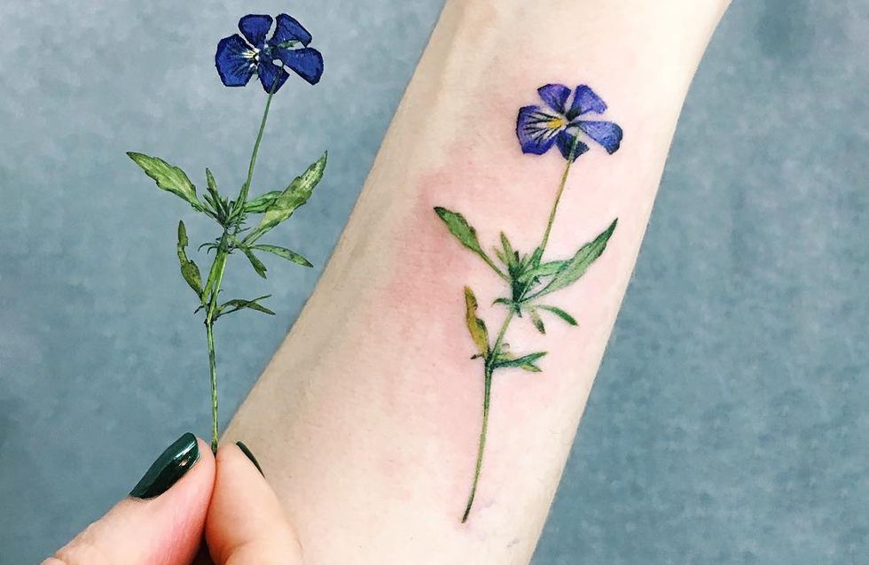 Sternzeichen waren gestern! Jetzt sind Geburtsblumen-Tattoos angesagt!