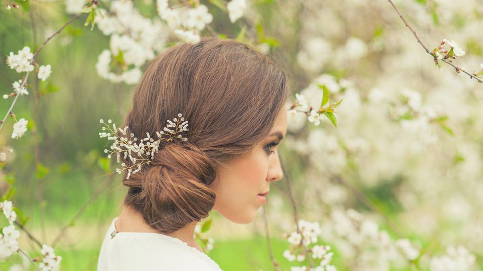 Las mejores ideas de peinados de novia para pelo liso