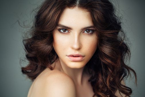 Maquillaje para ojos marrones