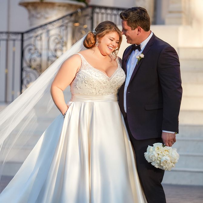 Brautkleider für Mollige: Das sind die schönste Plus-Size-Kleider 2018!
