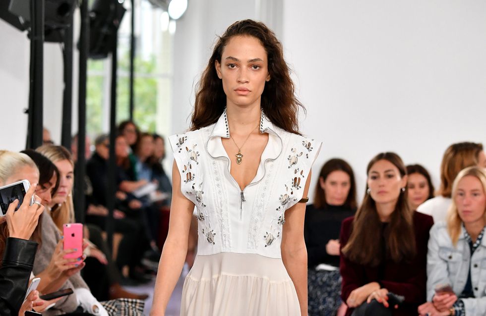 Chloé reinventa la feminidad en la Paris Fashion Week