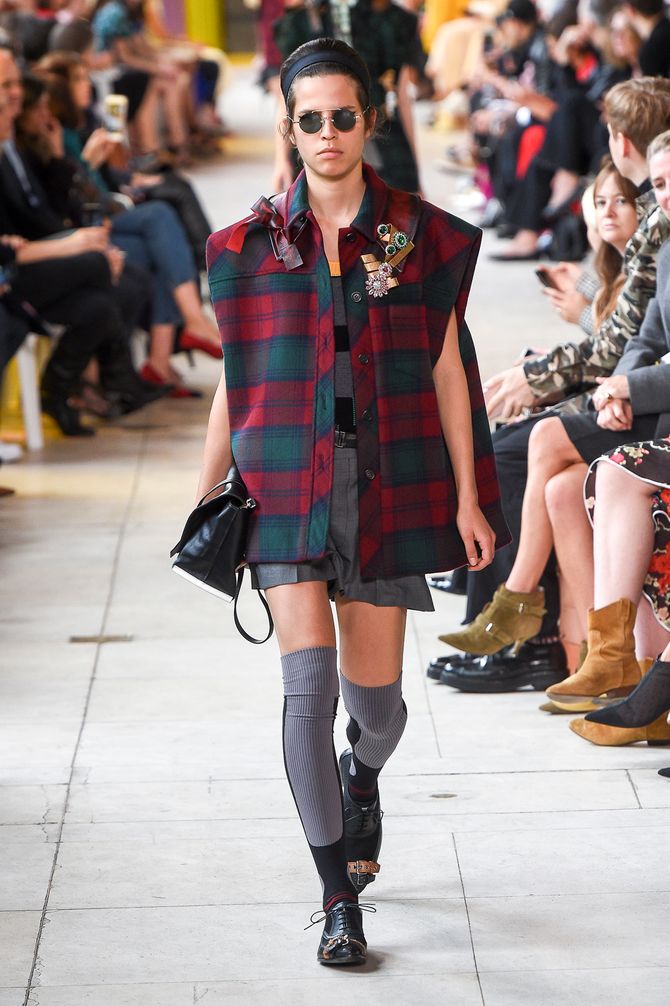 Miu Miu primavera-verano 2018 Paris Fashion Week