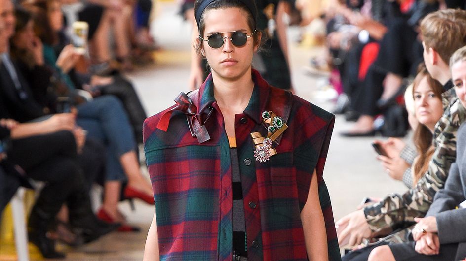 Miu Miu cambia radicalmente su estilo en la Paris Fashion Week