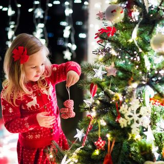 10 Regali Di Natale Piu Belli.Idee Per L Albero Di Natale Ecco Quelli Piu Belli E Originali Album Di Foto Alfemminile